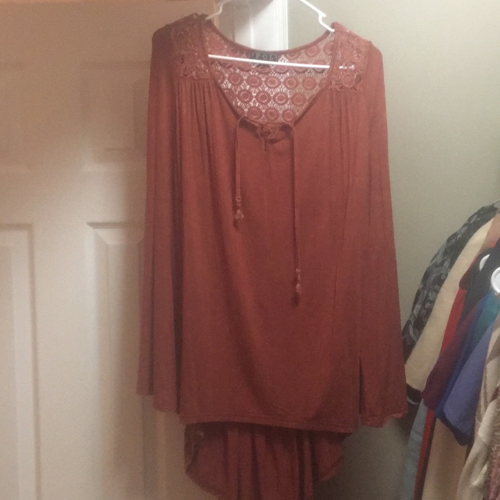 POL open-back, bell sleeved fall top